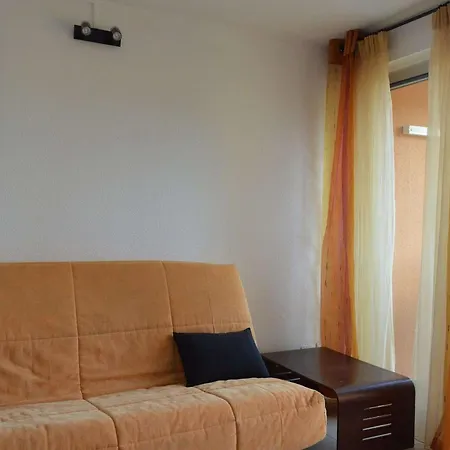 Studio Confortable Avec Loggia A 800m De La Plage, 4 Couchages - Cap D'agde - Fr-1-249-282 *